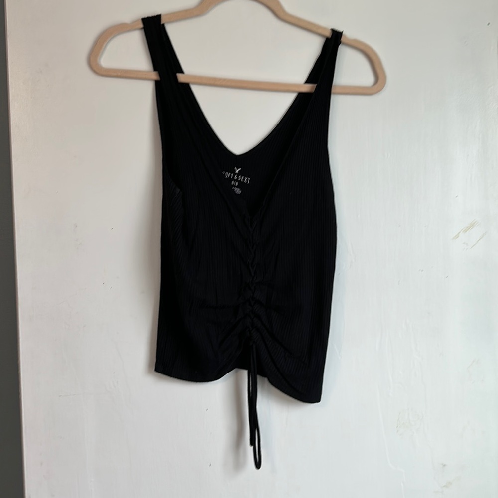 Lace up crop